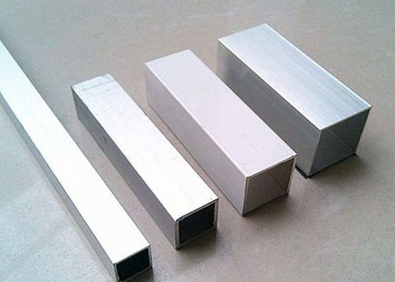 Profils en aluminium d'extrusion d'étalon argent de la finition 0.7mm de moulin