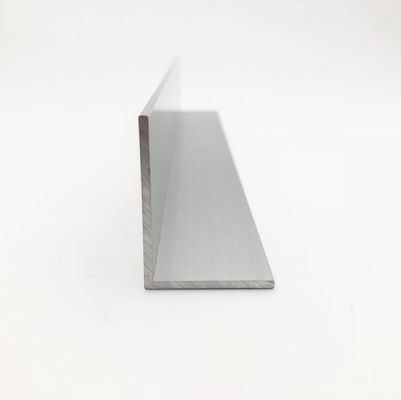 Profils en aluminium d'extrusion de norme inégale en forme de L d'angle